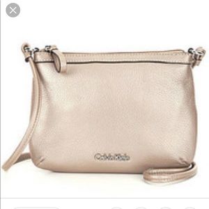 NWOT Calvin Klein Pebble crossbody purse